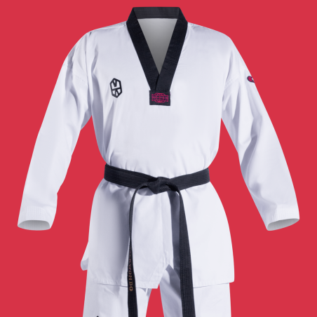 Dobok de Taekwondo qui s’adapte à tous les niveaux