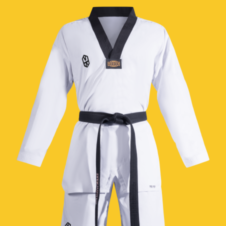 Dobok de Taekwondo avec technologie PRO-PERF.