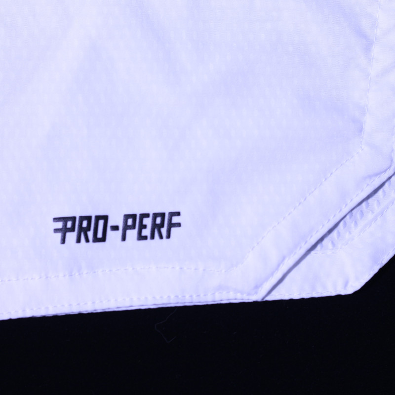 Dobok de Taekwondo avec technologie PRO-PERF.